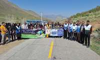 برنامه پیاده روی خانوادگی کارکنان حوزه سلامت شهرستان بهار در ششمین روز از هفته سلامت و به مناسبت روز زمین پاک