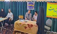 میز خدمت با حضور مسئولان و کارشناسان شبکه و مرکز بهداشت و درمان شهرستان بهار 