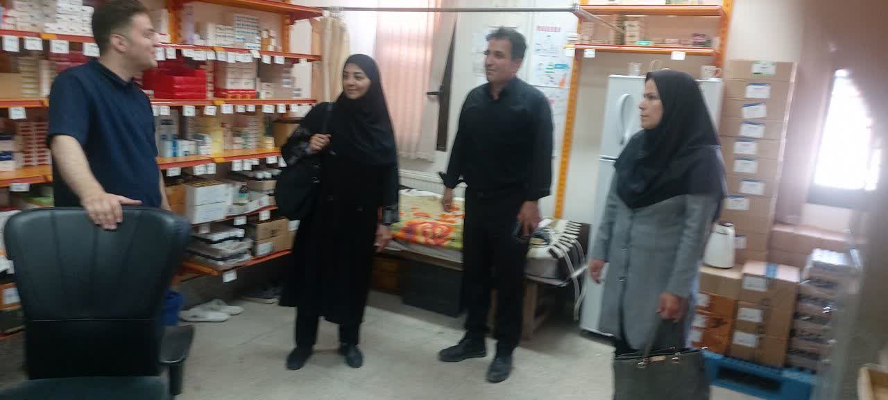 بازدید مدیریتی خانم دکتر شفیعیان رئیس مرکز بهداشت